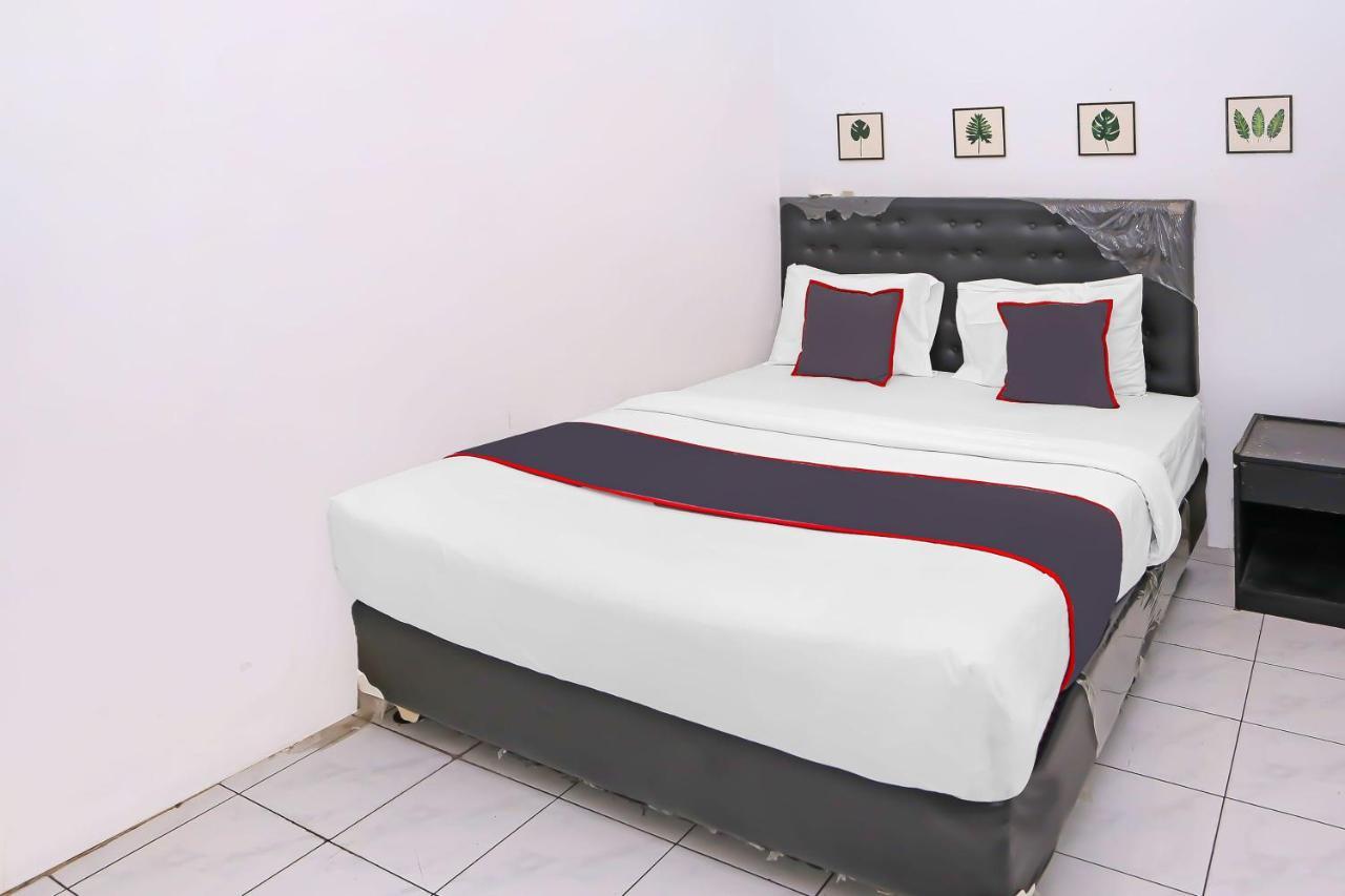 Collection O 92739 Hotel Pintu Besar Dżakarta Zewnętrze zdjęcie